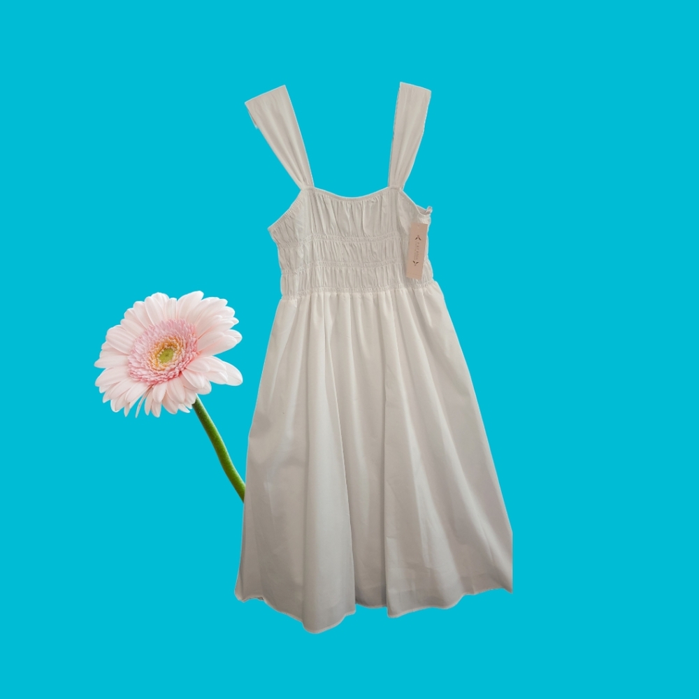 Nanette lepore, size 8, white